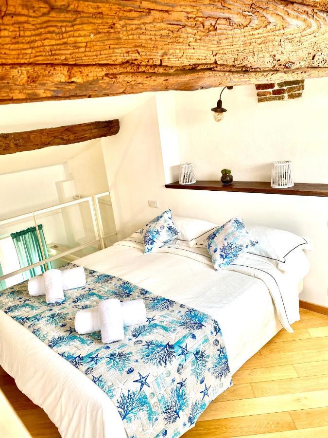 Cozy Loft Marina View Lägenhet Savona Exteriör bild